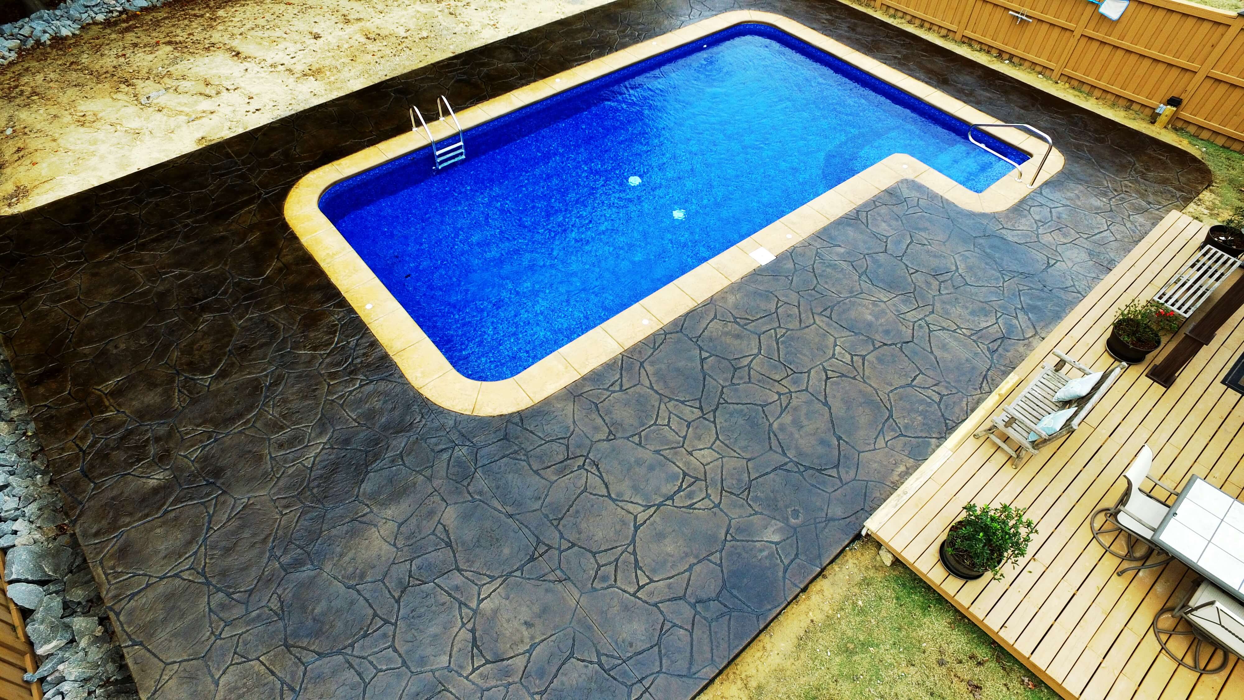 Arizona Flagstone Stamped Pool Deck