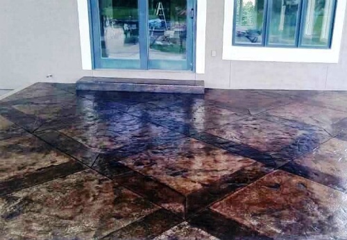 Stained Concrete Porch - Diamond-cut Concrete in Cross-Hatched, Contrasting Brown Tones
